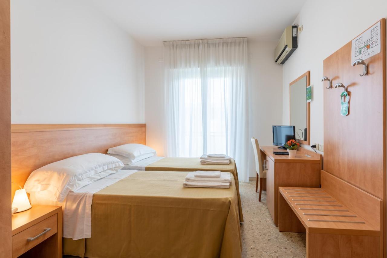 Hotel La Pineta Pineto Buitenkant foto