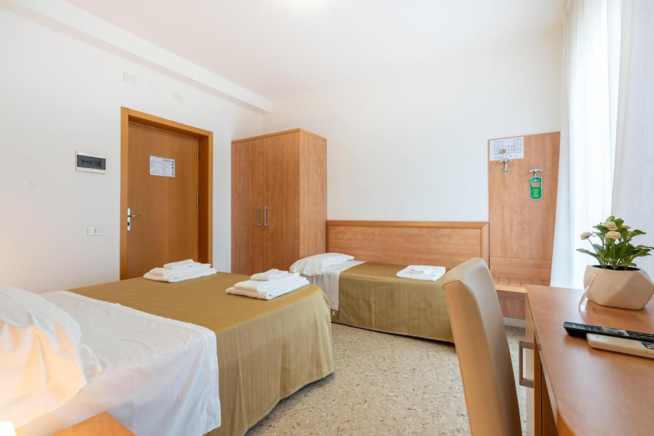 Hotel La Pineta Pineto Buitenkant foto
