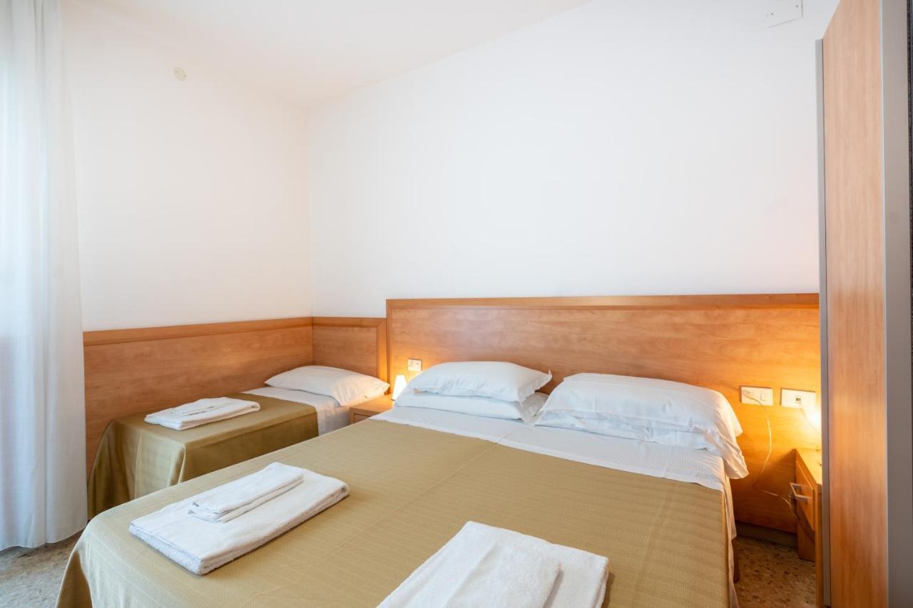 Hotel La Pineta Pineto Buitenkant foto