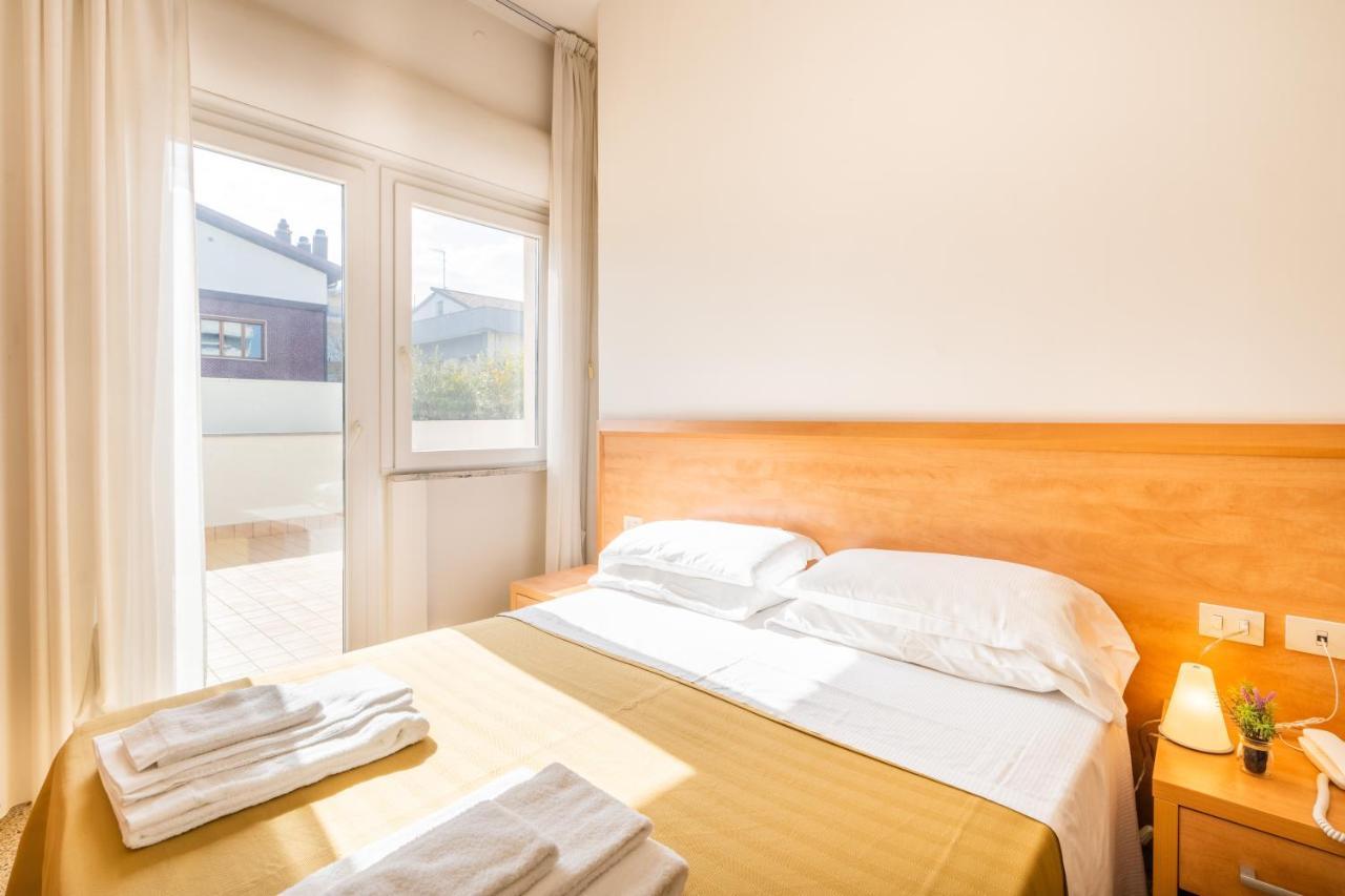 Hotel La Pineta Pineto Buitenkant foto